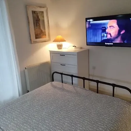 Cosy Flat Helexpo In Old Yr1 Thessaloníki