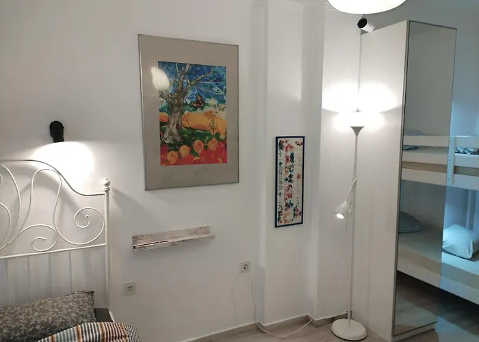 Cosy Flat Helexpo In Old Yr1