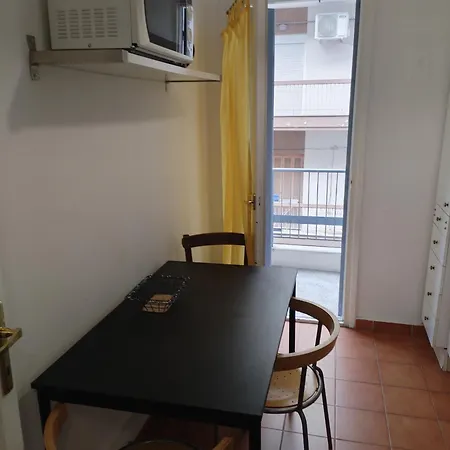 Cosy Flat Helexpo In Old Yr1 Lägenhet Thessaloníki