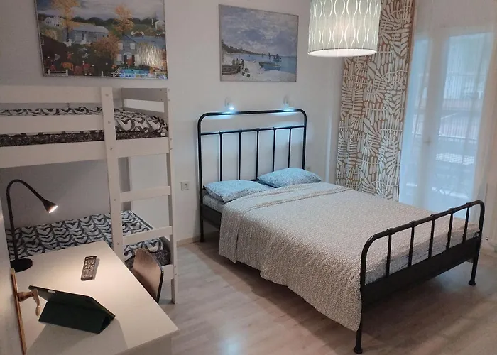 Cosy Flat Helexpo In Old Yr1 アパート テッサロニキ